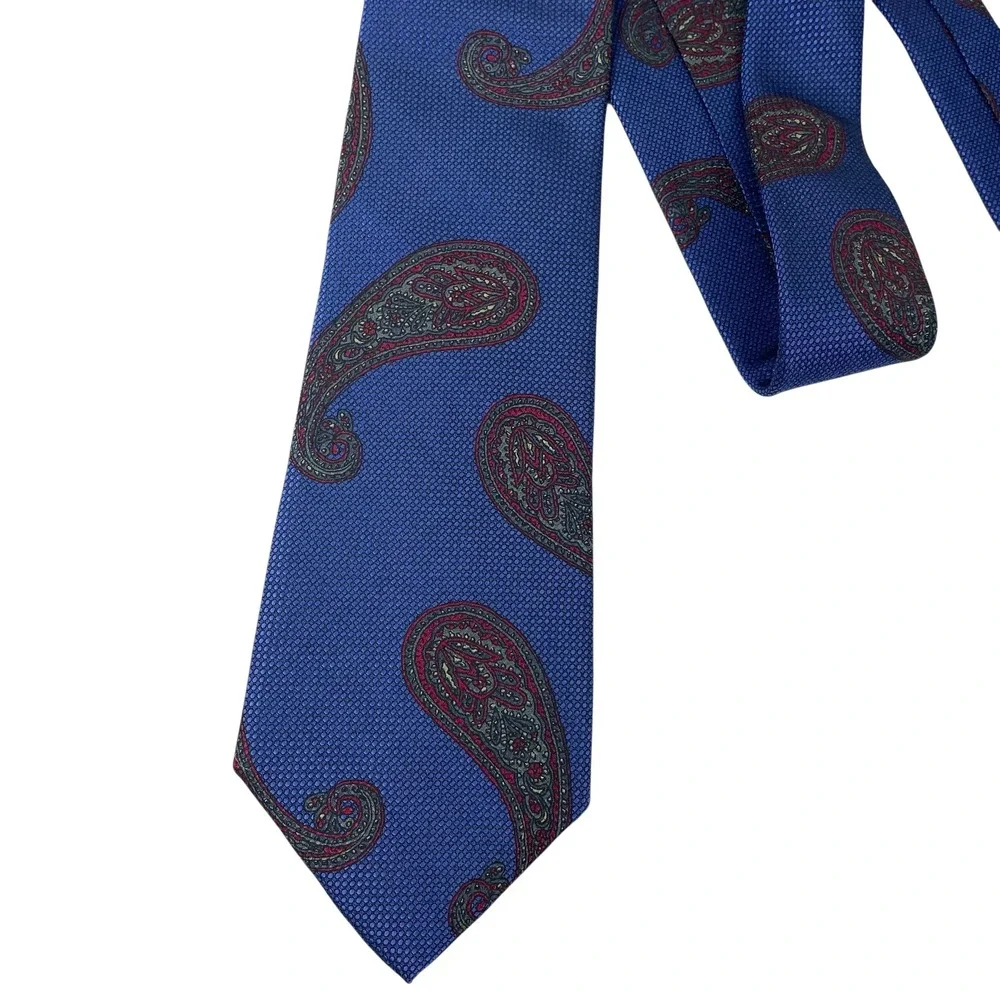 Vintage Burberrys London 100% silk paisley print tie blue maroon red designer‎